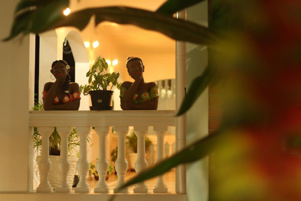 Hotel Guanumbis Ilhabela Buitenkant foto
