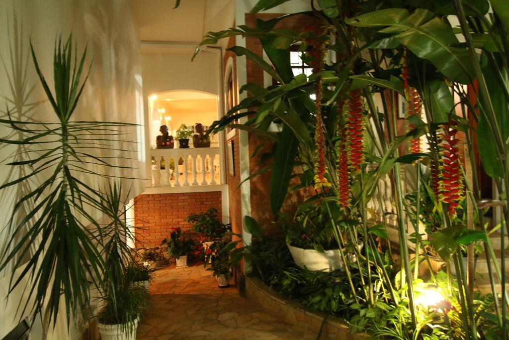 Hotel Guanumbis Ilhabela Buitenkant foto
