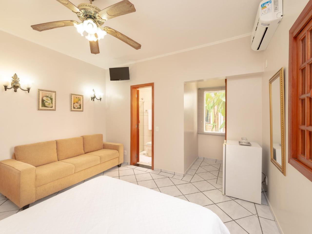 Hotel Guanumbis Ilhabela Buitenkant foto