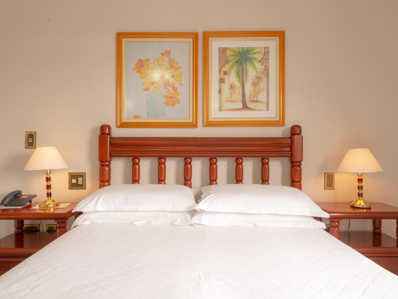 Hotel Guanumbis Ilhabela Buitenkant foto