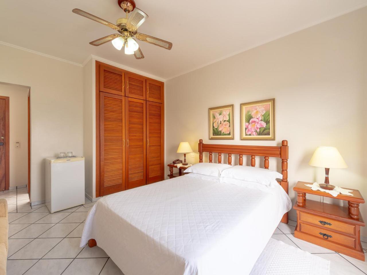 Hotel Guanumbis Ilhabela Buitenkant foto