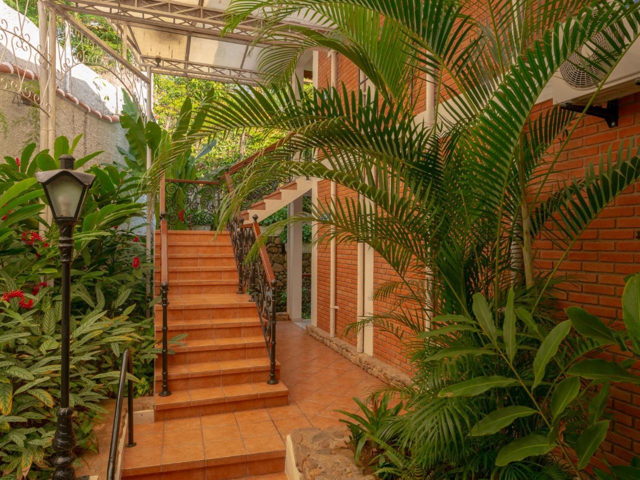 Hotel Guanumbis Ilhabela Buitenkant foto