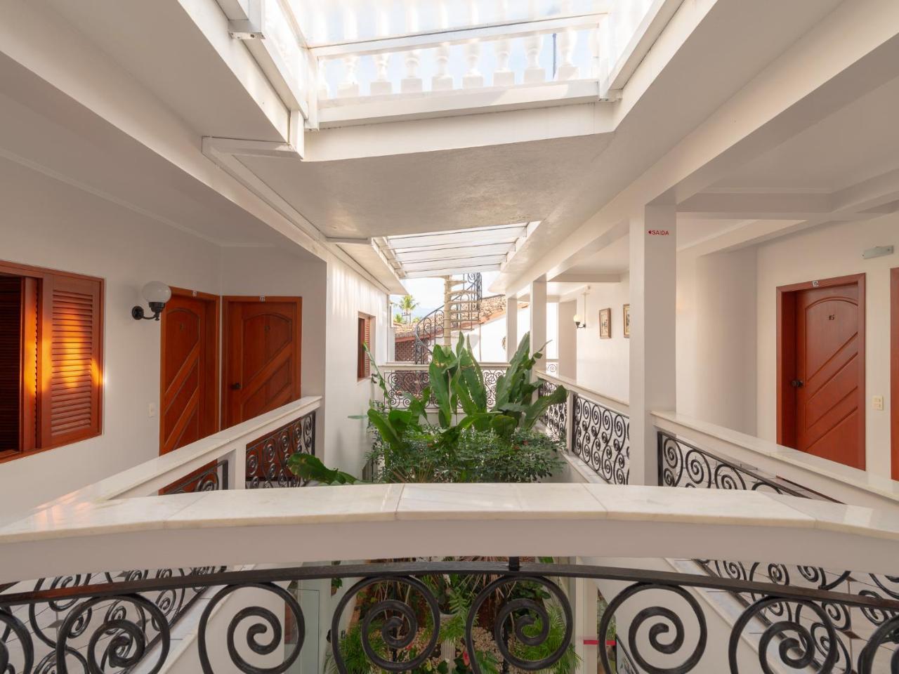 Hotel Guanumbis Ilhabela Buitenkant foto